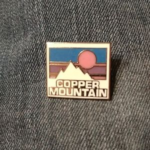 Vintage Ski Resort Pin
